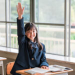 富裕層は学生時代も優秀だった？