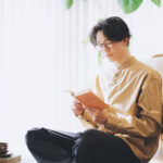 <span class="title">朝に新しい本を読むと損をする理由</span>